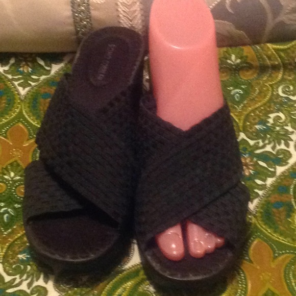 Soho Cobbler Black Woven Fabric Wedge Sandals 7M - Picture 2 of 4